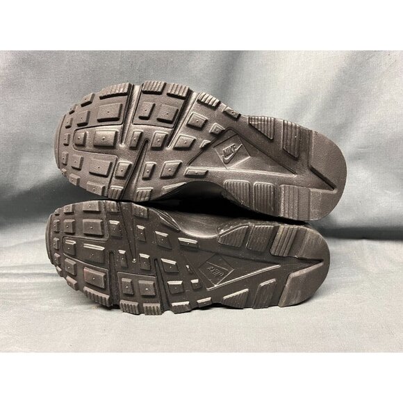 Nike Kids Huarache Run (PS) Sneakers Triple Black Size 1.5Y Display NEW NO BOX! - Picture 6 of 6